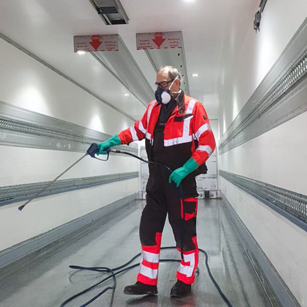 Valg af værnemidler, når der bruges rengørings- og desinfektionsmidler